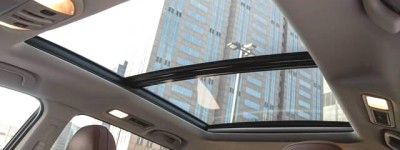 天窗是否安全？购车时是否要选择带有天窗的车型？本文将为您解答。